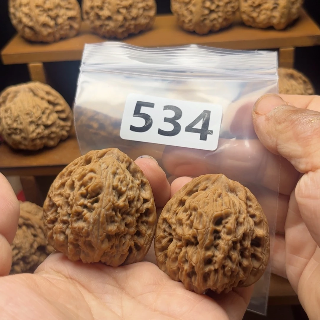 吊坠文玩核桃千**鹰南疆42