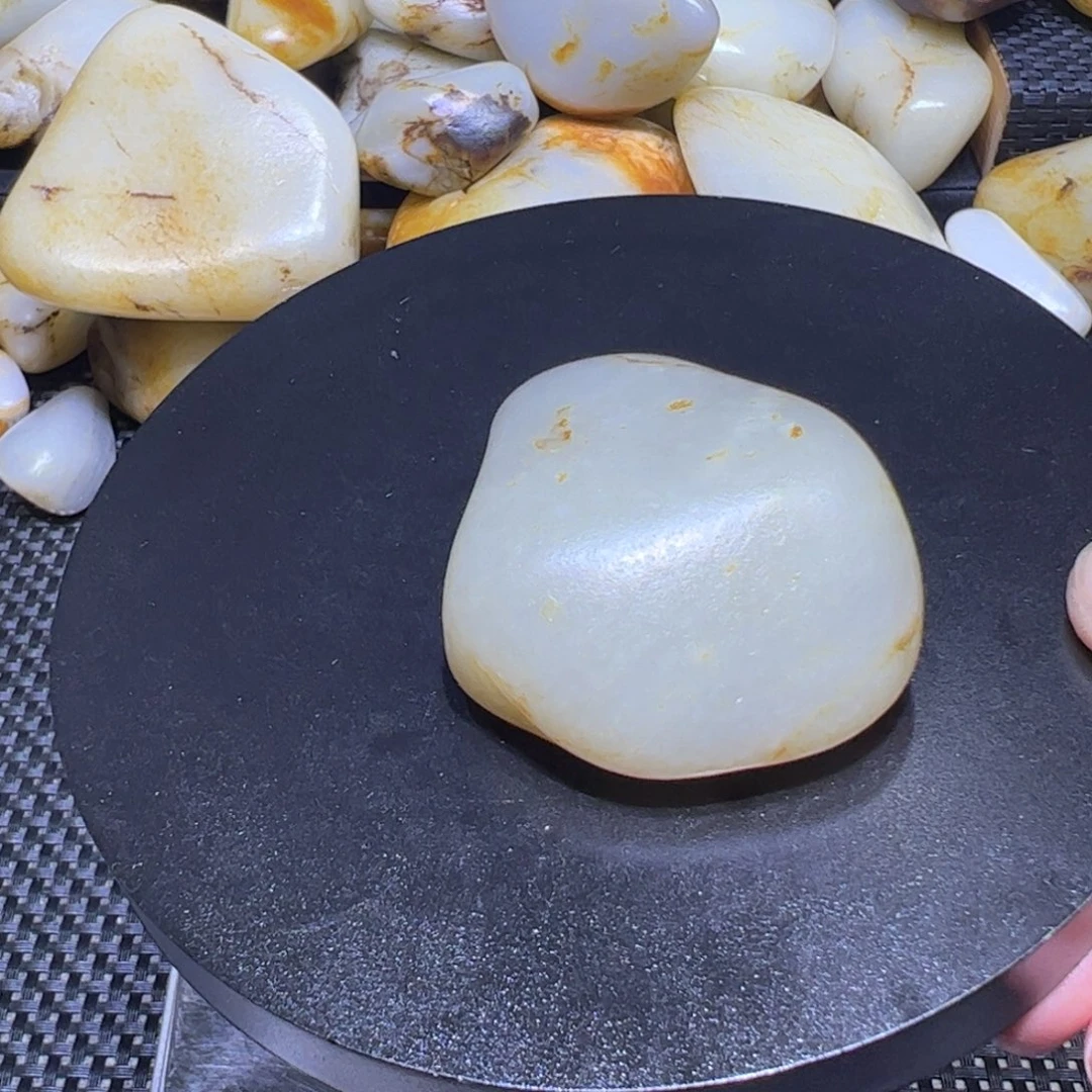 和田玉（子料）未镶嵌颈饰85