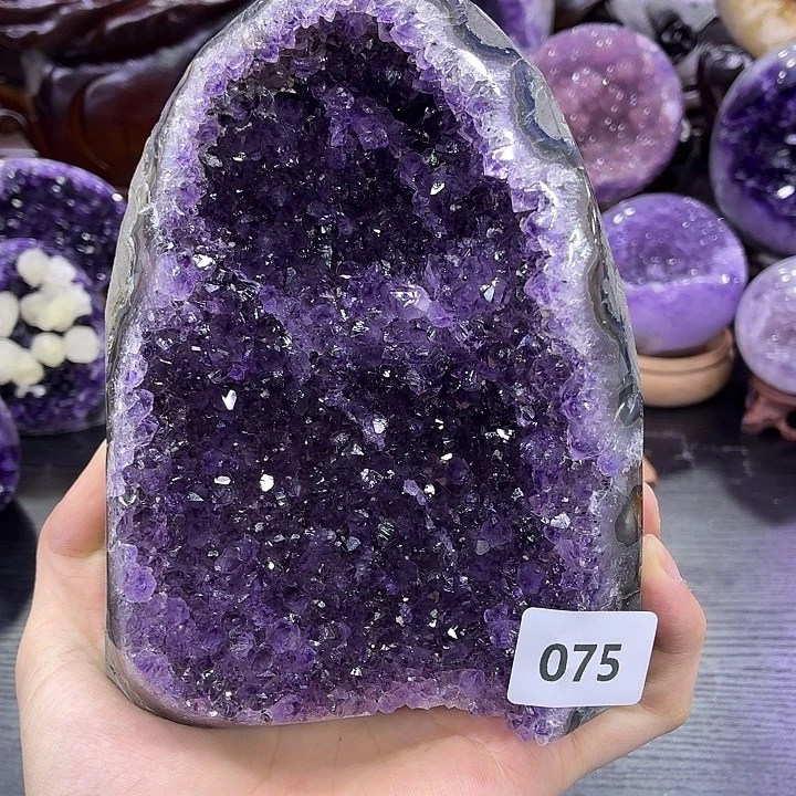 水晶未镶嵌大型摆件（非配饰）