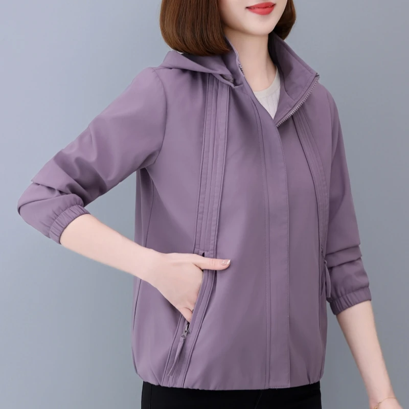 妈妈秋装休闲风衣外套2025新款中老年女春减龄宽松大码百搭上衣服