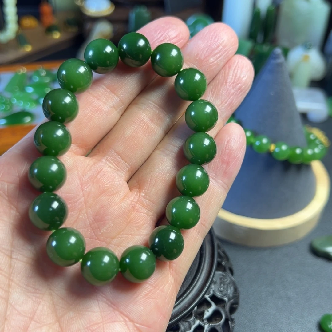 和田玉（碧玉）未镶嵌手链