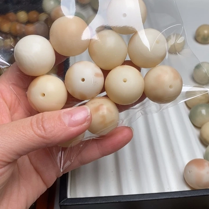 菩提根/象牙果手串说***币定制粉瓜11颗有瑕不退不换