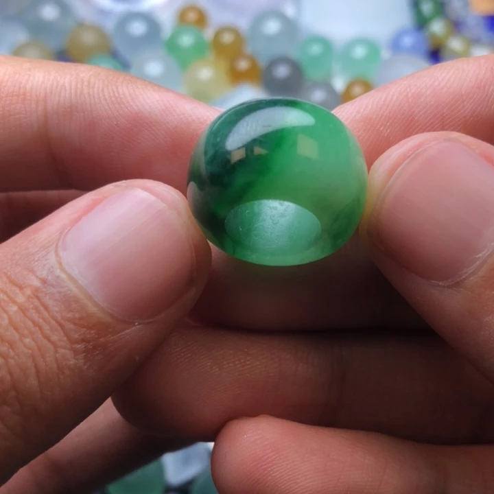 未镶嵌定制翡翠挂件