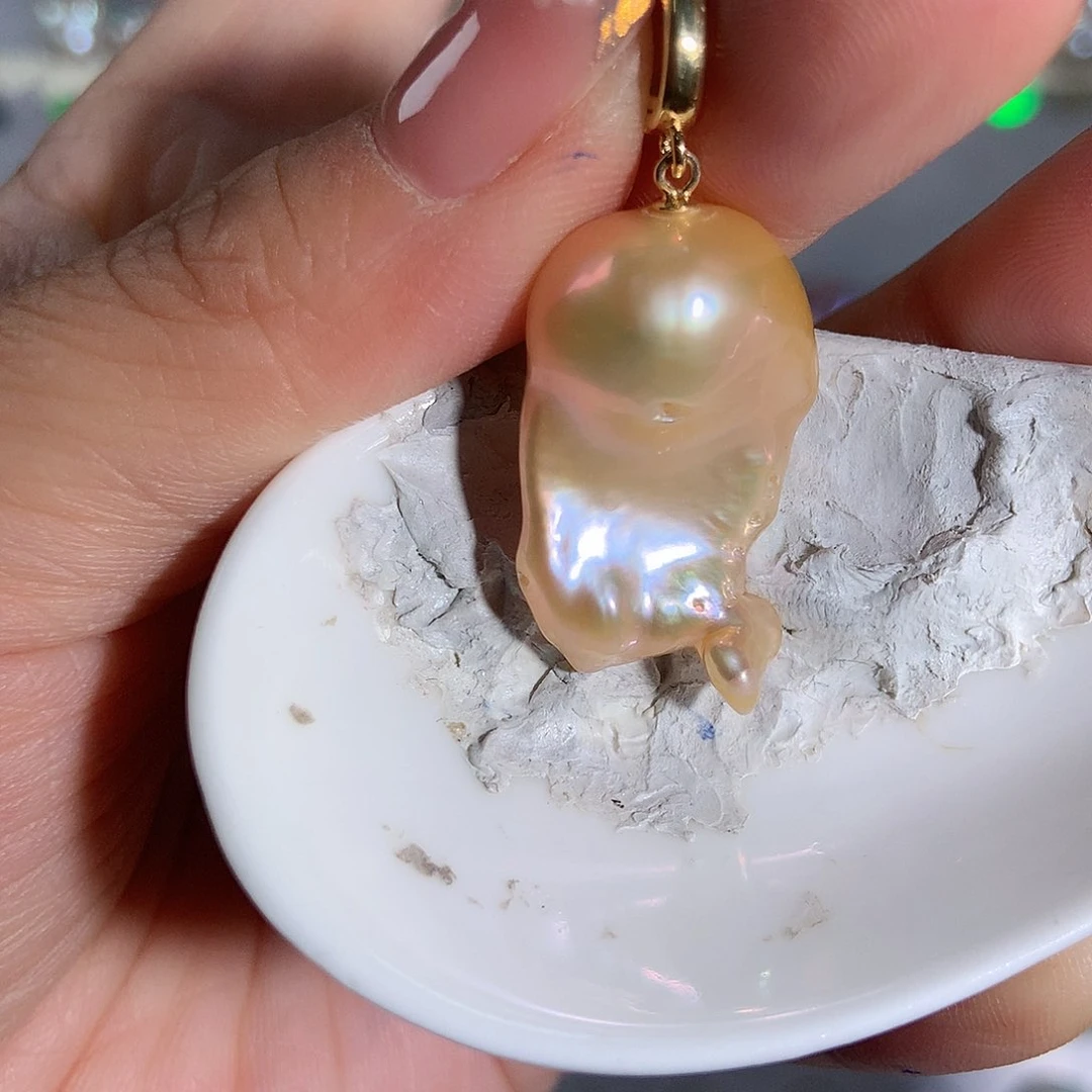 银S925镶嵌淡水珍珠吊坠