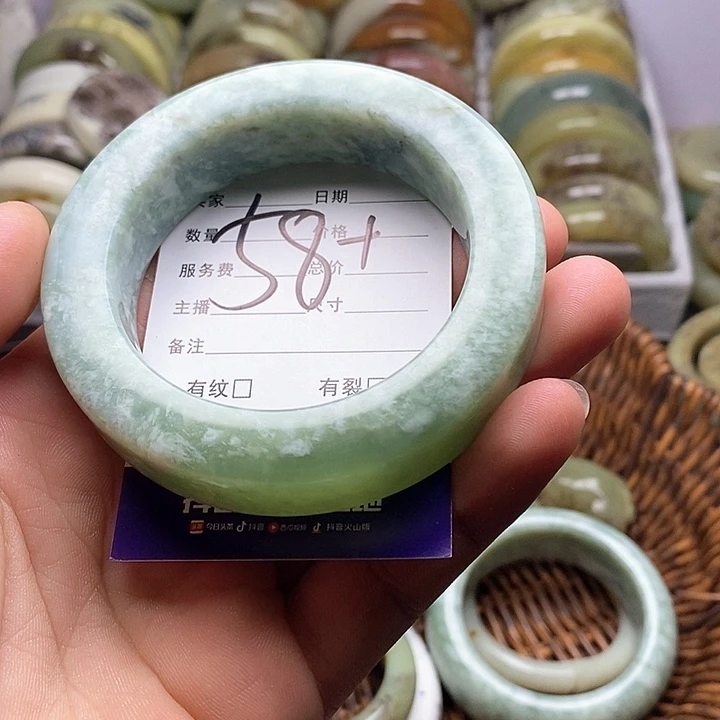 未镶嵌蛇纹石玉手镯吾*蓝