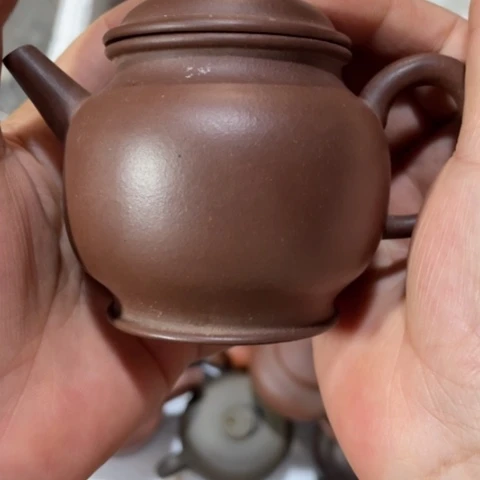 蝈*紫砂壶上画出这段画