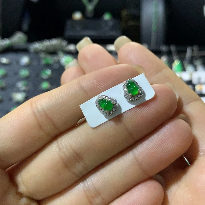 银S925镶嵌翡翠耳饰