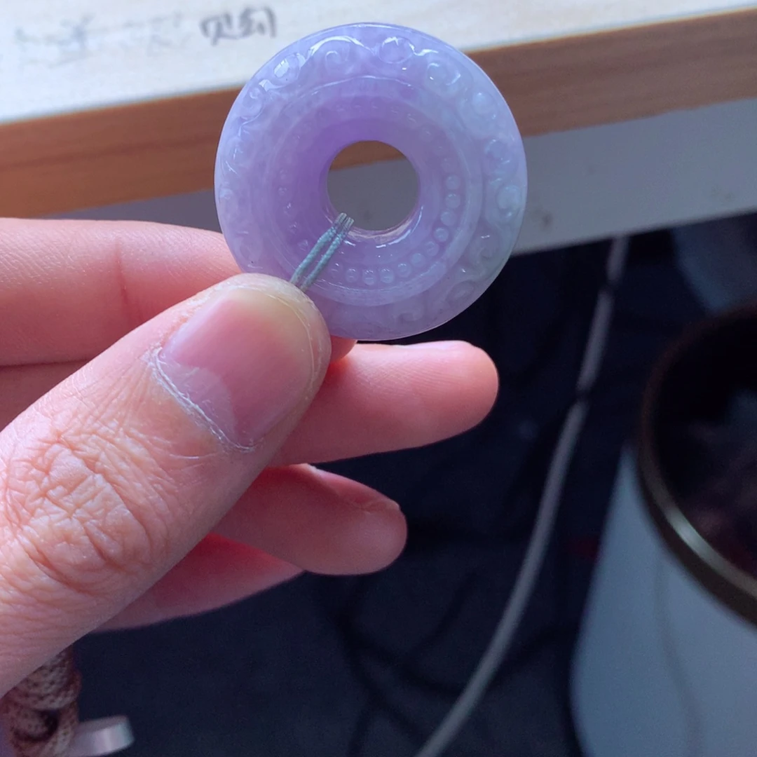 翡翠颈饰未镶嵌吊坠