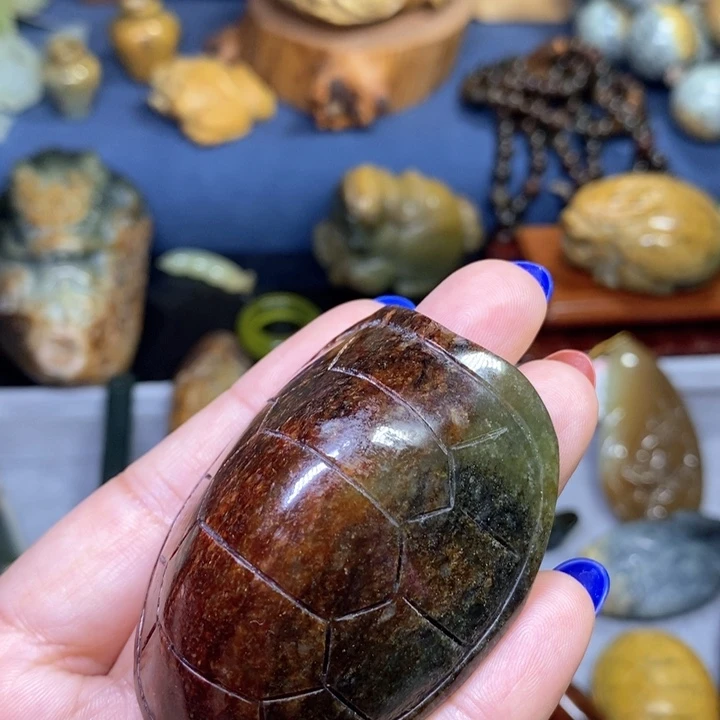 岫岩河磨玉（透闪石质玉）把件未镶嵌