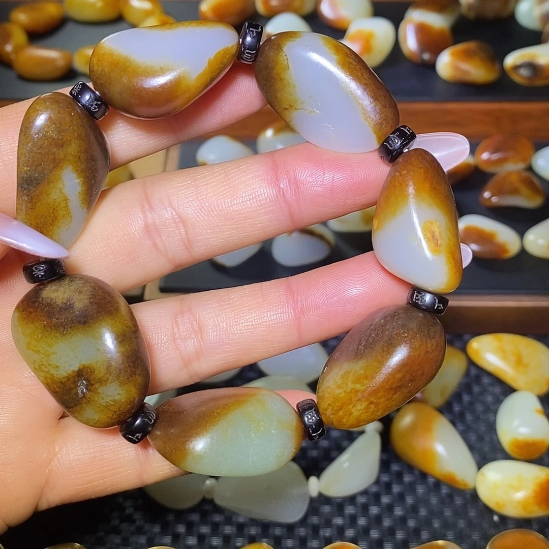 和田玉未镶嵌手串