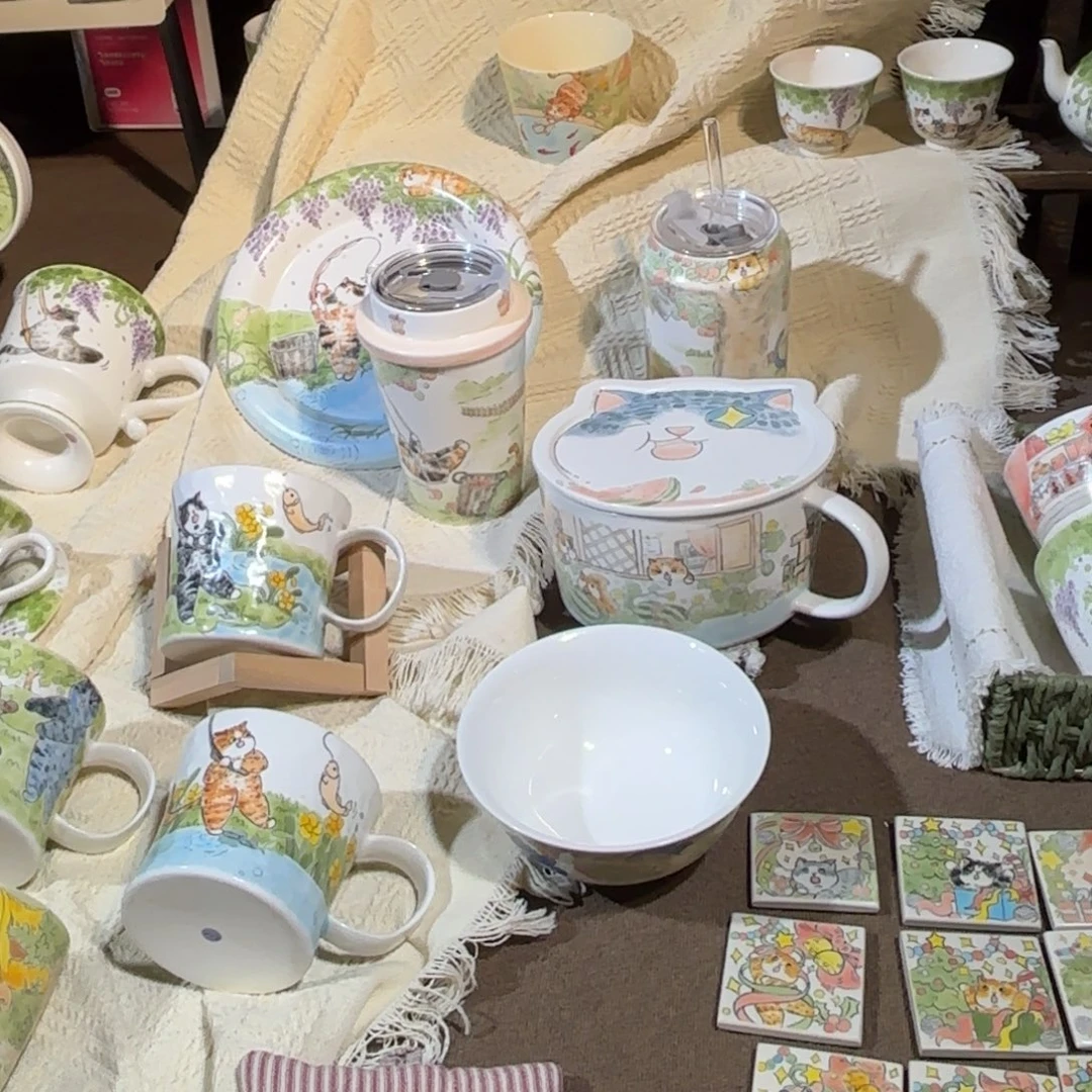 摆件陶可爱的杯杯