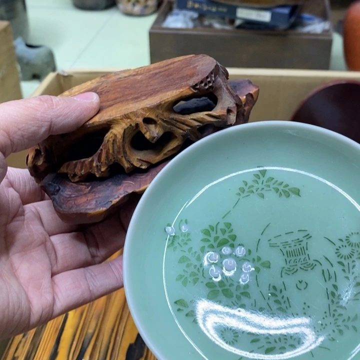 摆件港****井哈哈哈哈哈哈哈哈