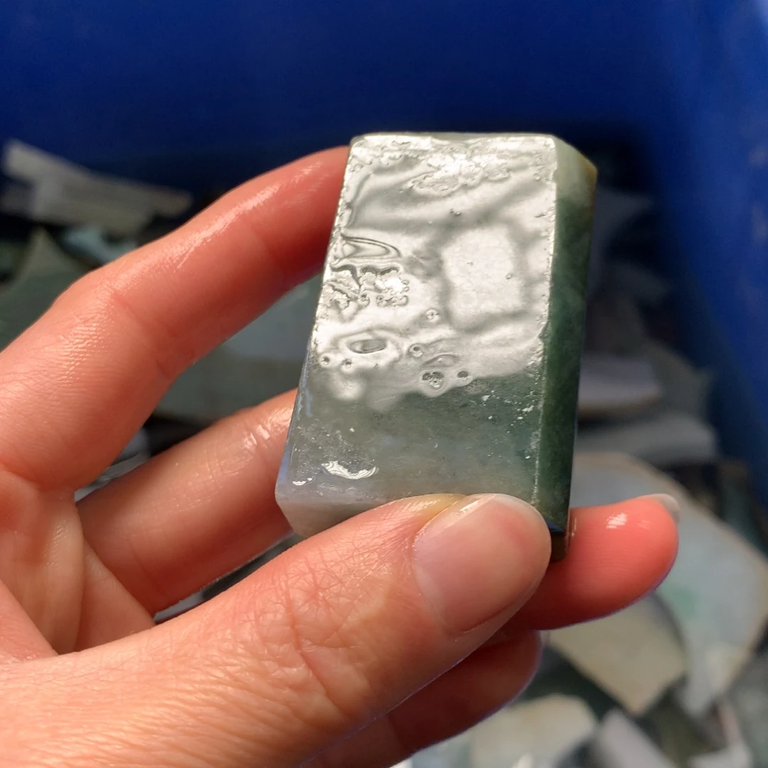 翡翠裸石翡翠边角料