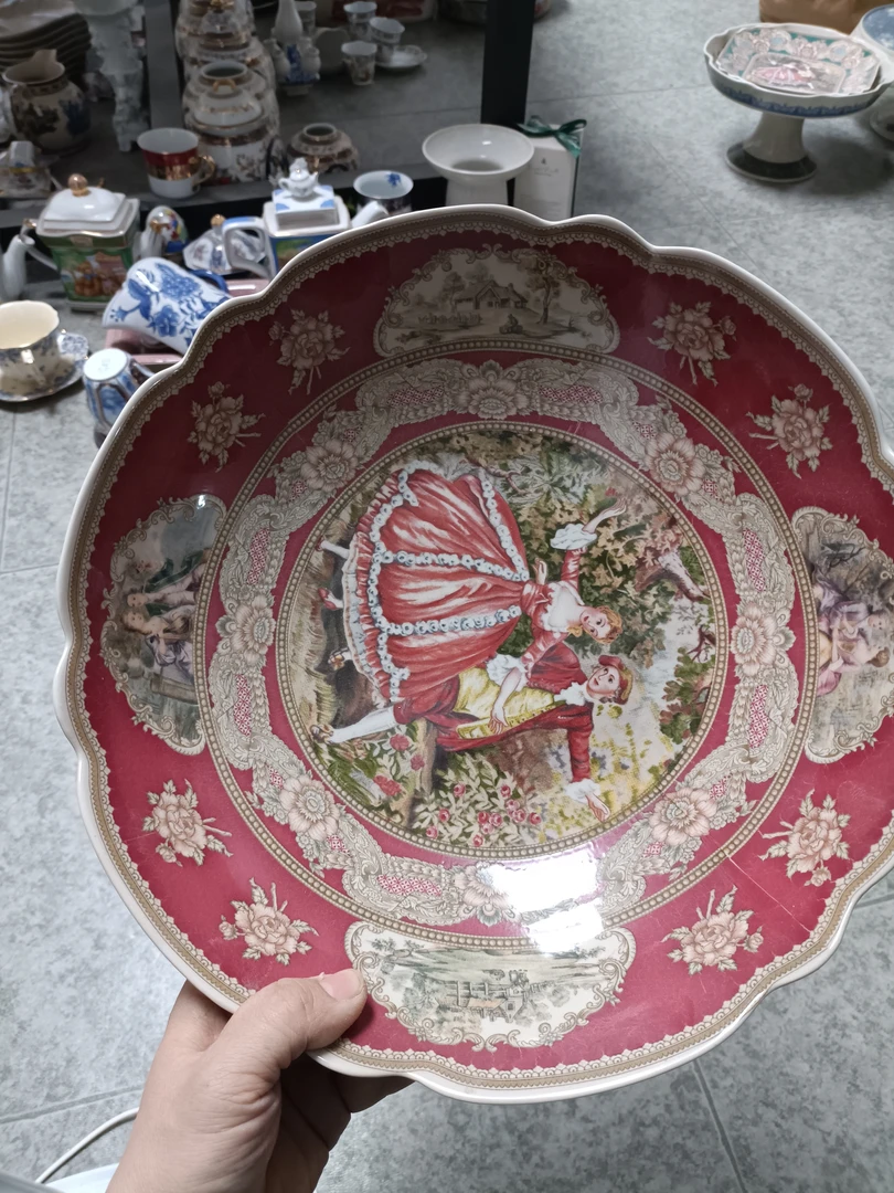 雅顿黑瓷红色罗密欧与朱丽叶果盘