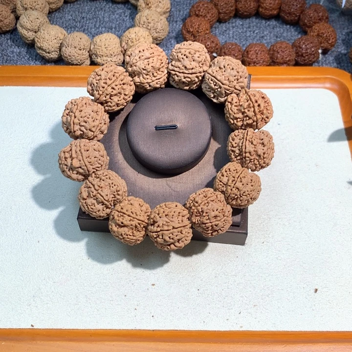 吊坠文玩核桃4号 29六瓣