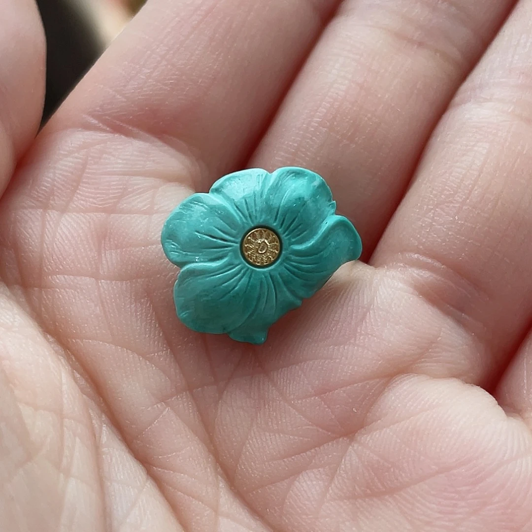 绿松石颈饰未镶嵌