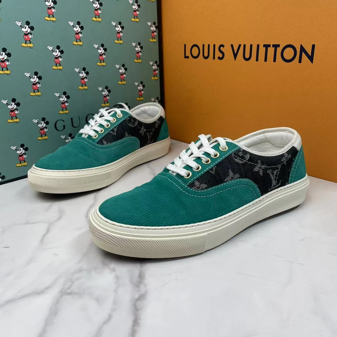99新 LouisVuitton/路易威登 绿黑麂皮老花拼接潮流板鞋/41.5码