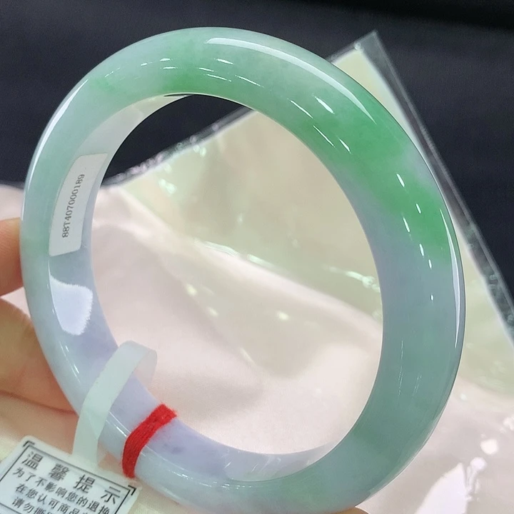 翡翠手镯未镶嵌正圈63