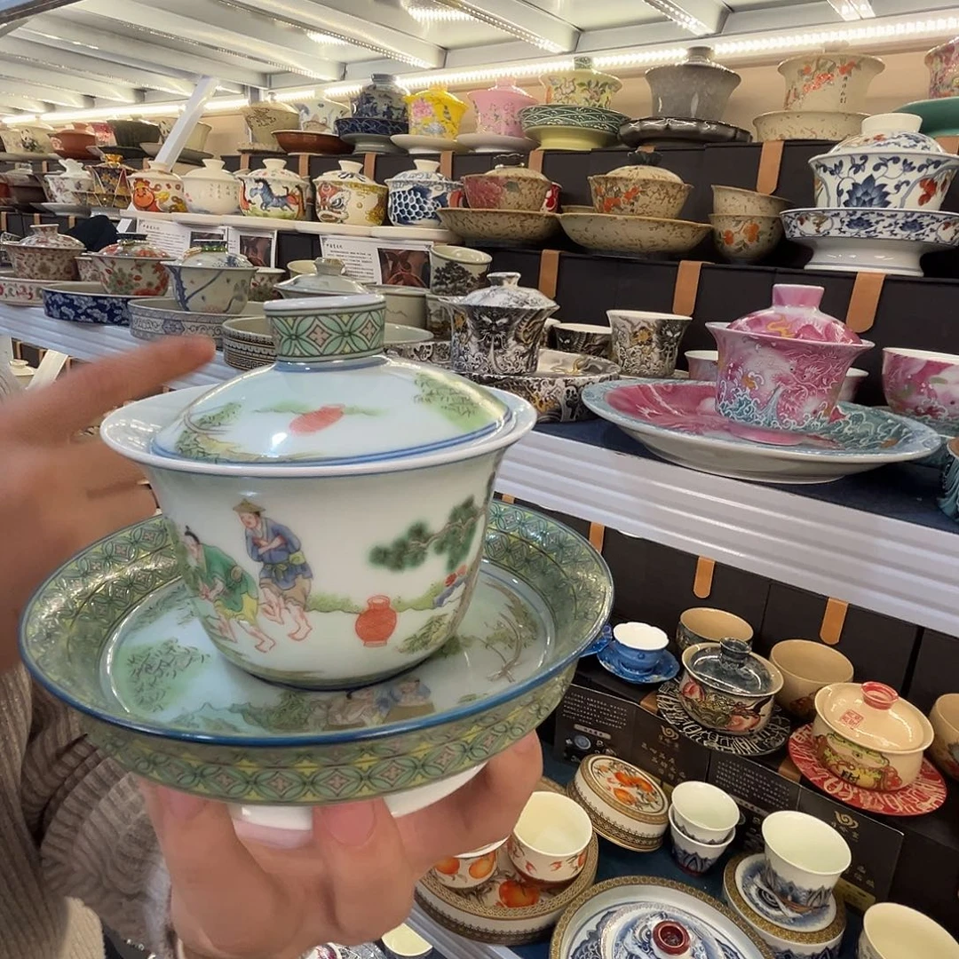 这些盖碗很漂亮！！！！