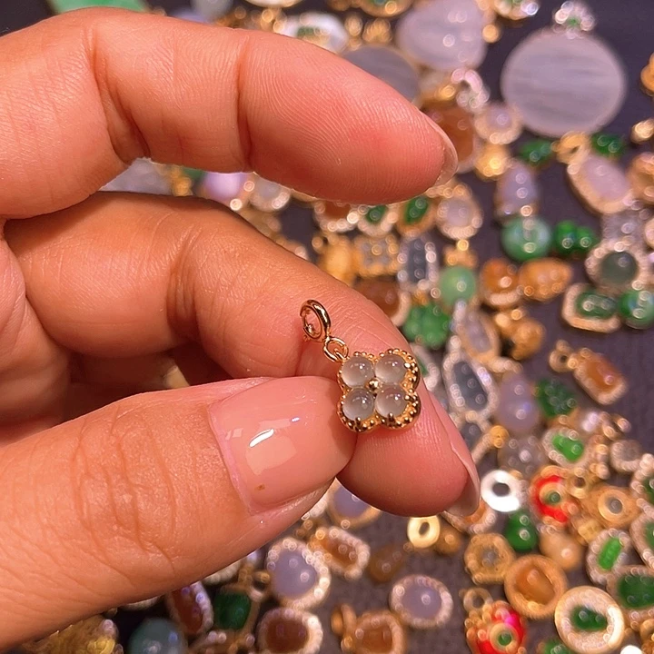 翡翠银S925镶嵌颈饰