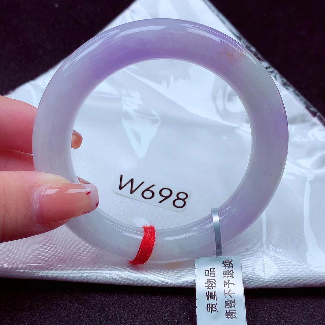 翡翠手镯未镶嵌天然缅甸