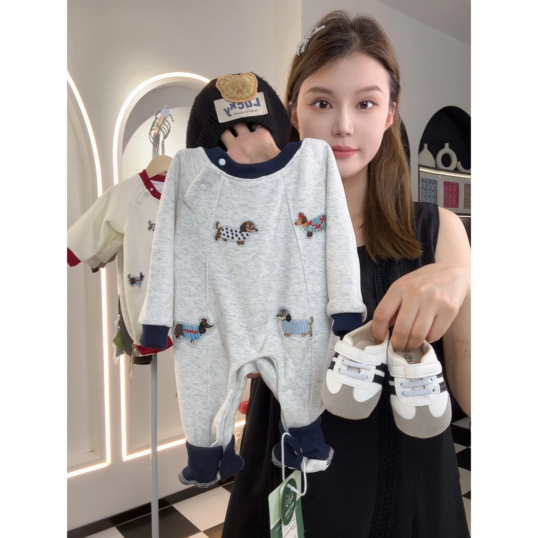 春秋通用套头长袖长爬哈衣爬服亲子装卡通腊肠狗