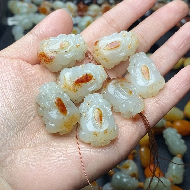 八***财和田玉未镶嵌手链