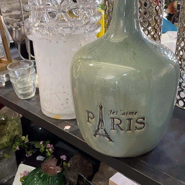 陶瓷花瓶，部分微瑕