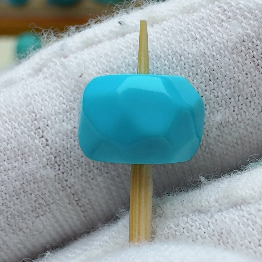 绿松石未镶嵌直切无相9.5