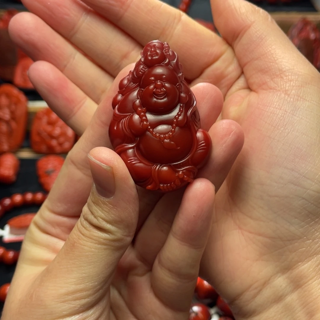 干***于南红玛瑙未镶嵌颈饰