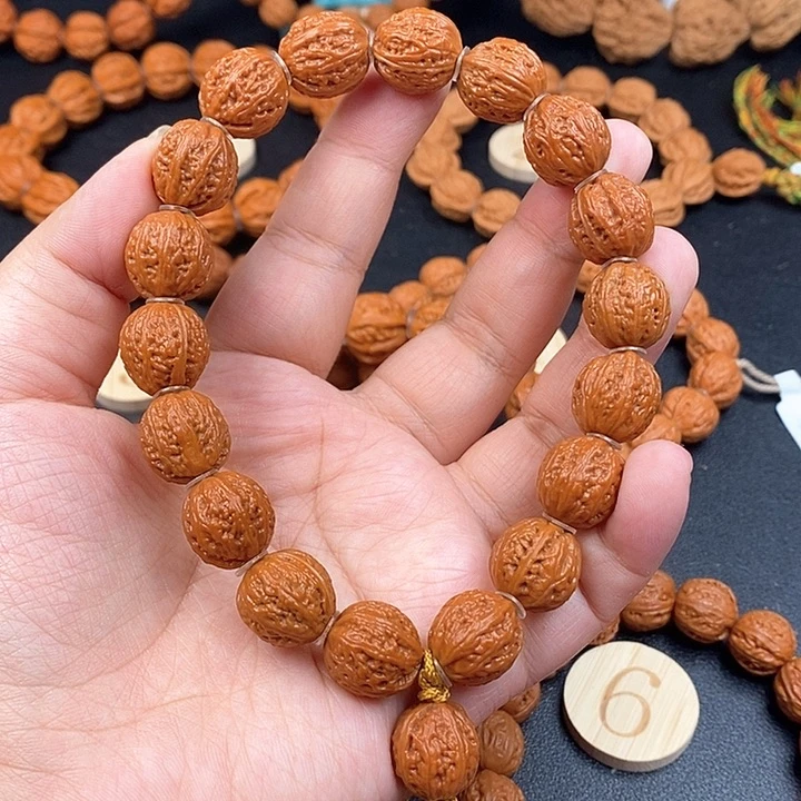 文玩核桃手串低****活蚂蚁纹手串