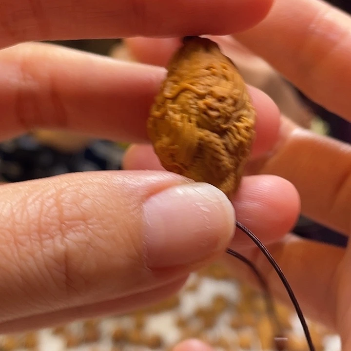 橄榄核吊坠橄榄核