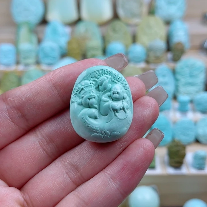 绿松石未镶嵌珠宝奇石