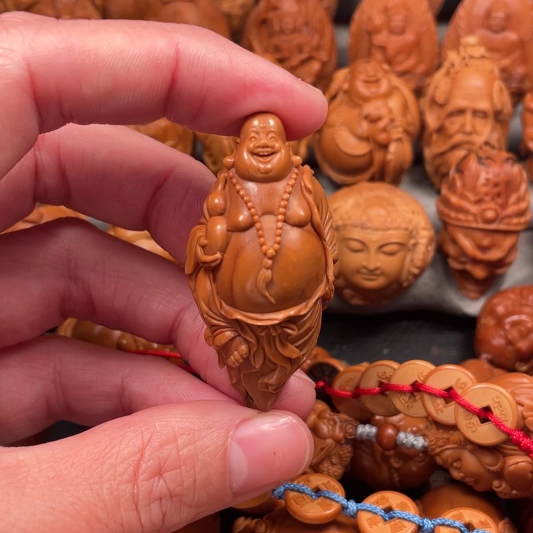 【闪购商品】橄榄核吊坠纯手工雕刻