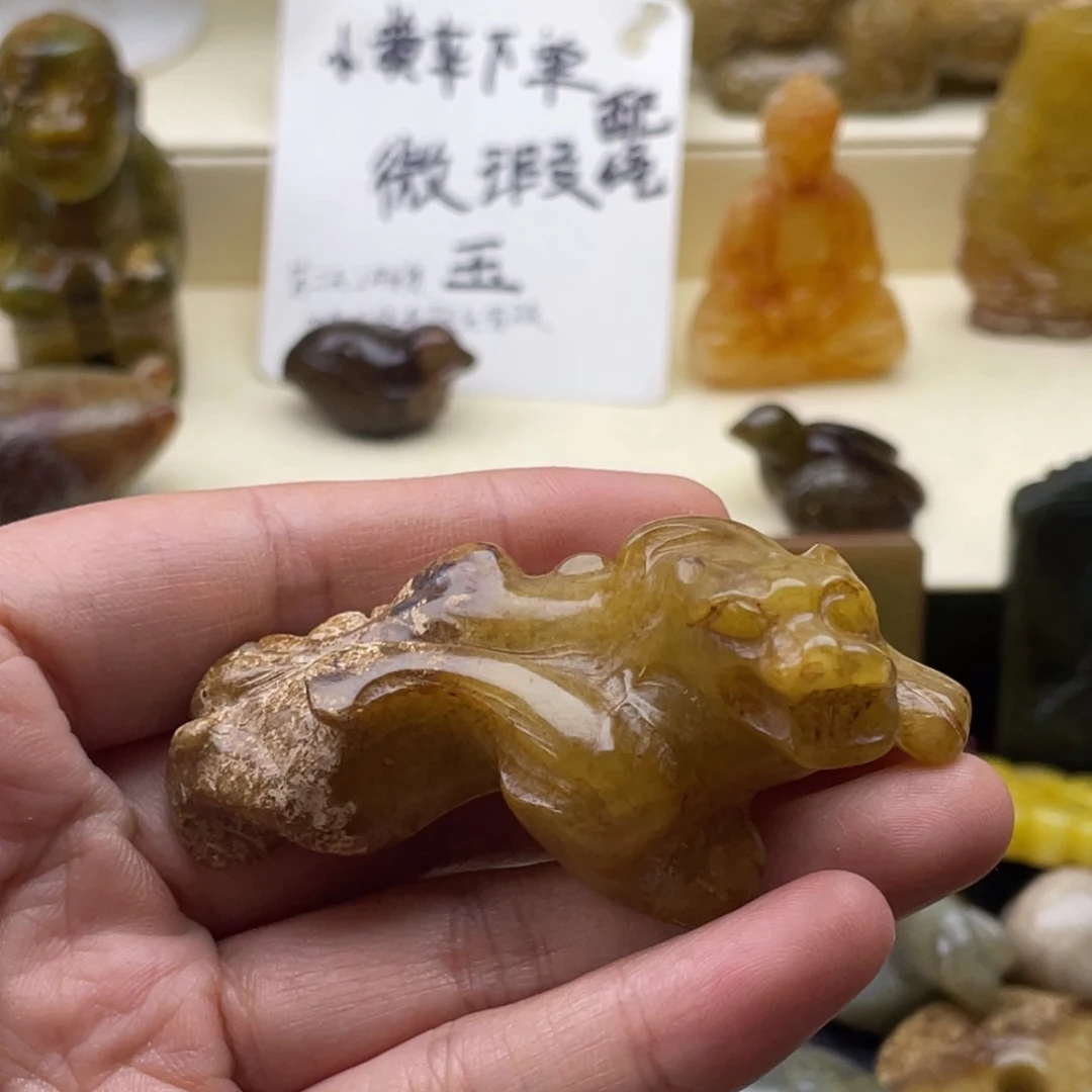 未镶嵌蛇纹石玉颈饰无孔