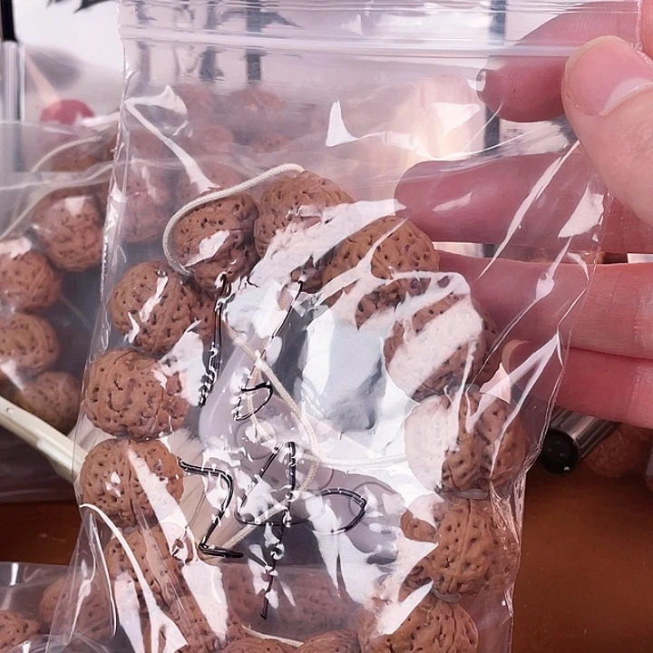 打***嗝吊坠金刚菩提16呜呜呜