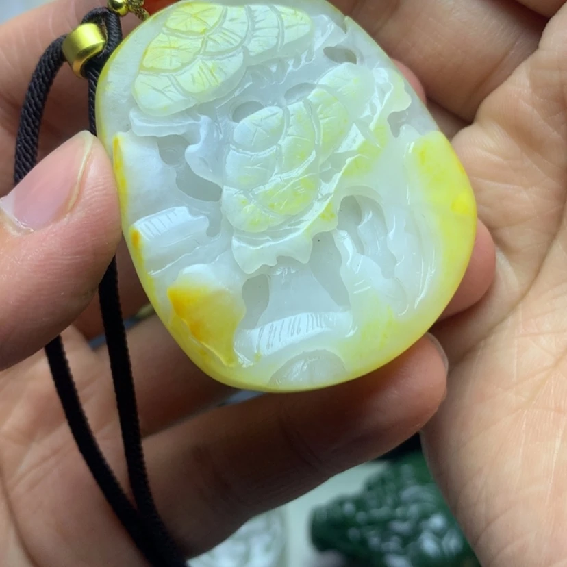 【闪购商品】颈饰未镶嵌和田玉