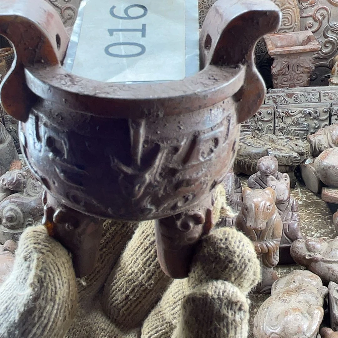 琦***n和田玉（糖玉）未镶嵌挂件