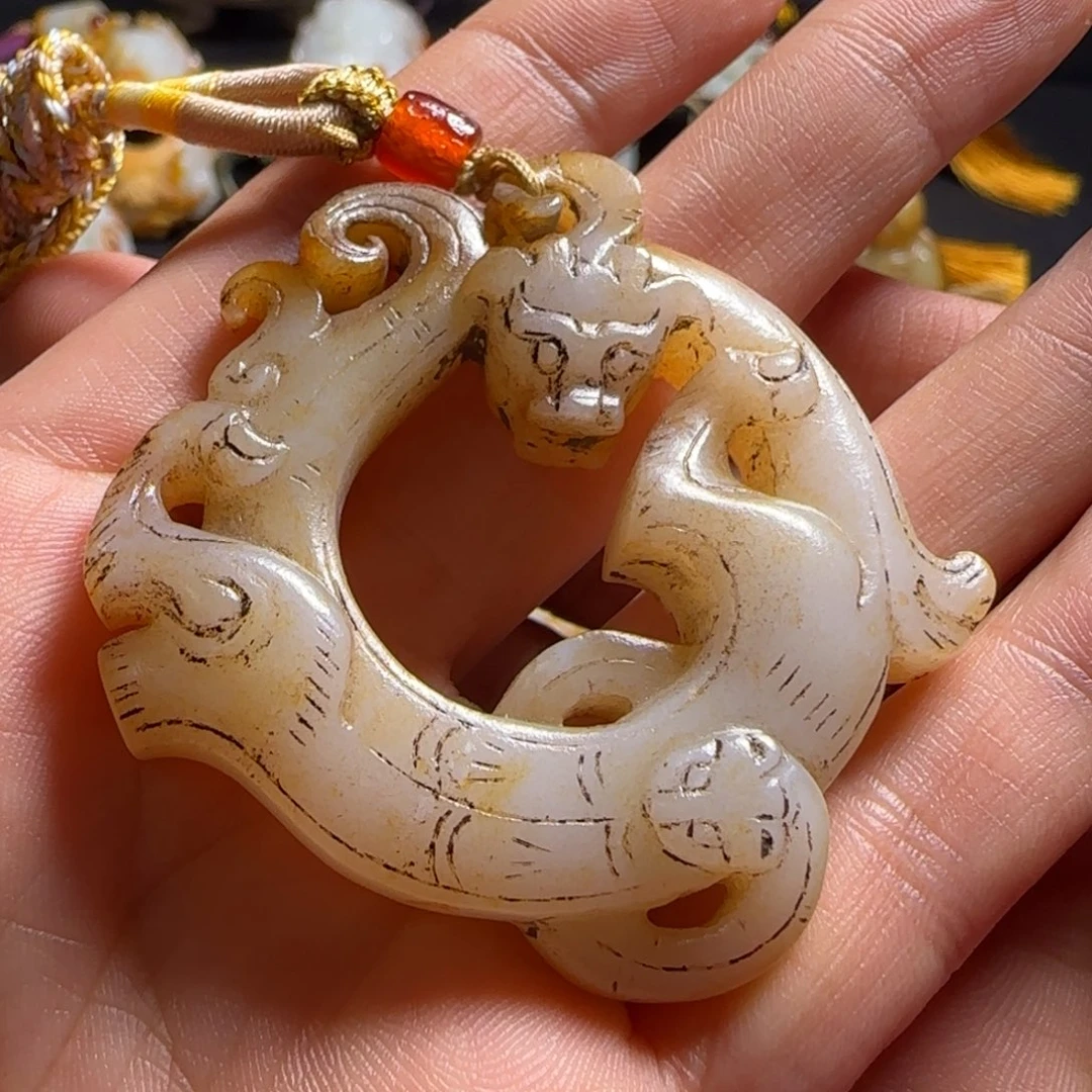 和田玉未镶嵌挂件