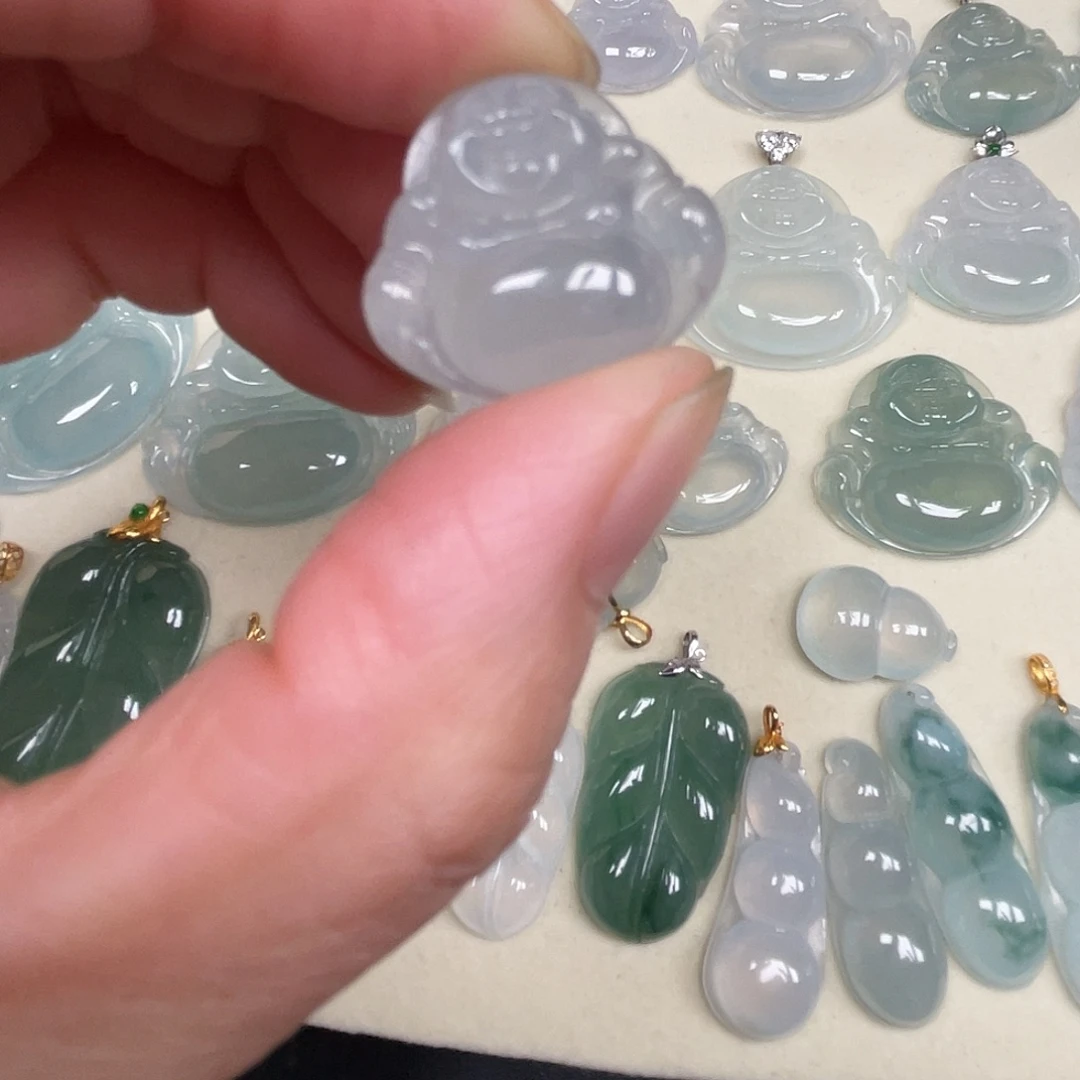 翡翠未镶嵌吊坠(不含链)翡翠