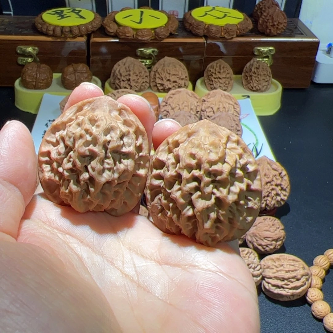 文玩核桃把件9*7秦闷