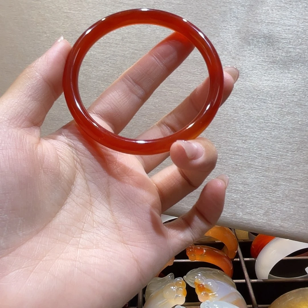 玛瑙/玉髓未镶嵌手镯