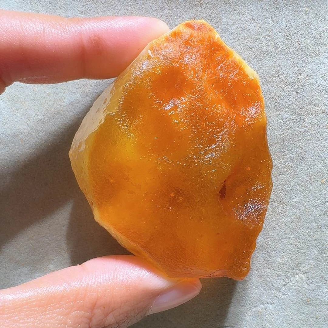未镶嵌定制琥珀定制