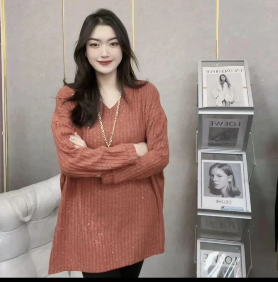 女中长款慵懒风V领长袖毛针织衫网红圆领宽松打底衫