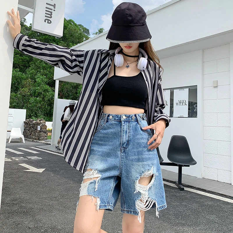 胖mm大码女装破洞牛仔短裤女夏季新款高腰ins设计感辣妹阔腿中裤