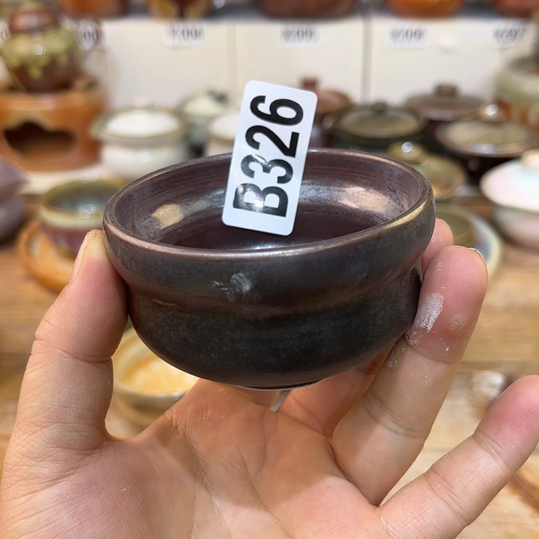 白泥茶杯陶瓷艺术