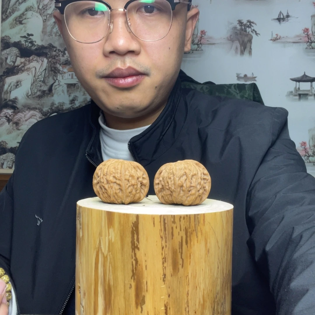 波****文玩核桃把件磨盘