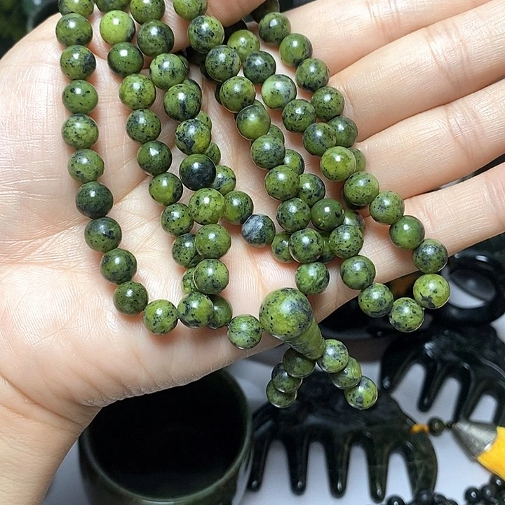 蛇纹石玉未镶嵌108颗