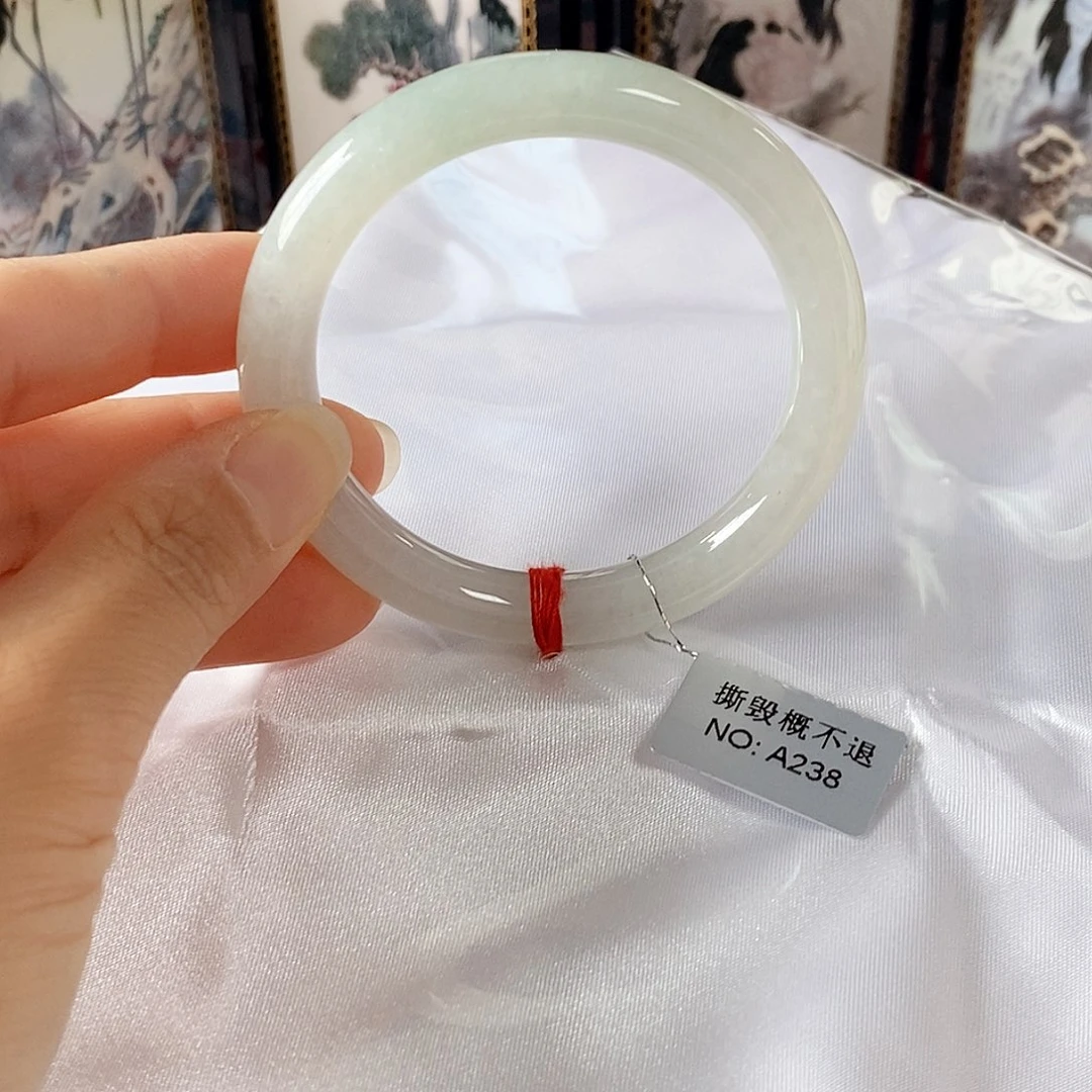 翡翠未镶嵌手镯手镯