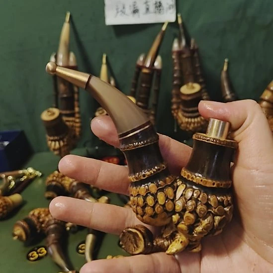 家***~贵州特色竹根烟斗工艺品手把件